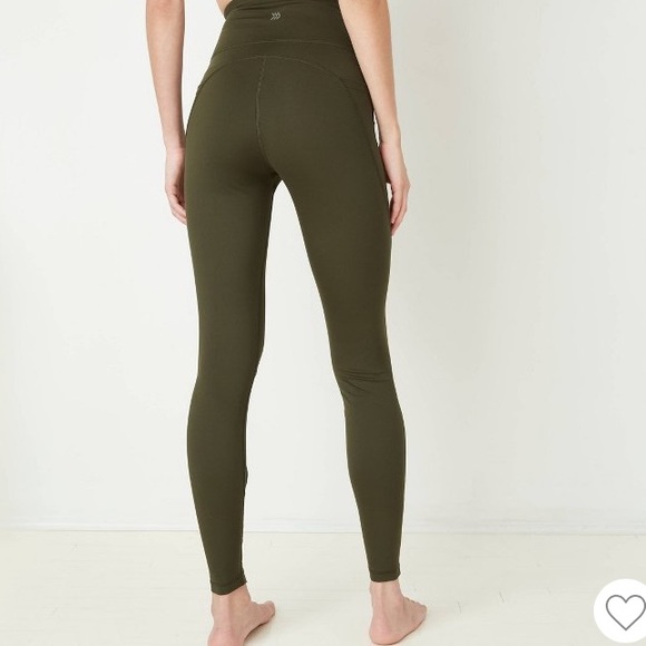 All In Motion Leggings - Picture 2 of 4